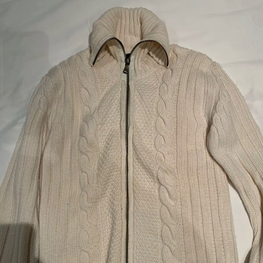 D&G sweater (New)